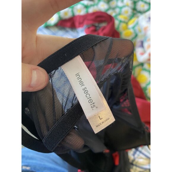 ⭐ 3/$15 Inner Secrets Large Black Mesh Chemise Red Heart Floral Embroidery - Picture 8 of 9